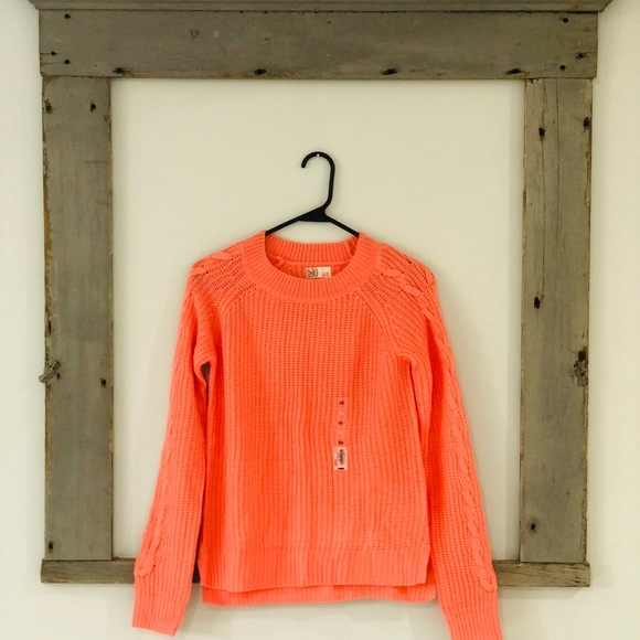 Hot Pink Sweater - Picture 1 of 4